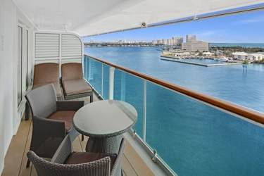 RCI, Serenade of the Seas, Grand Suite 1 Bedroom 4.jpg